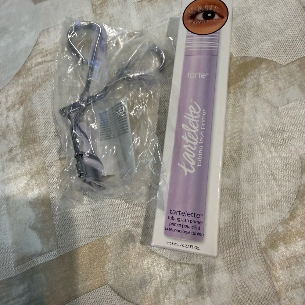 Tarte Tubing Lash Primer – Tarte & Silver Eyelash Curler Bundle - Picture 4 of 11